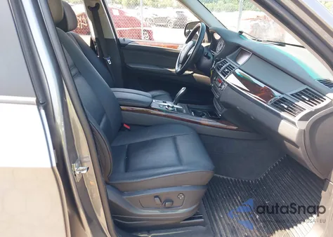 2008 BMW X5 3.0Si z USA, uszkodzony, nr VIN 5UXFE435X8L026883